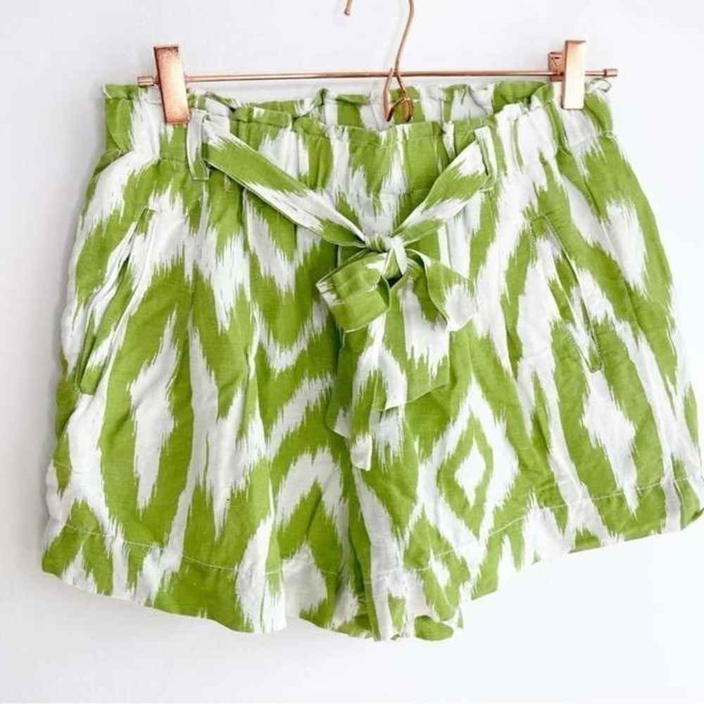Anthropologie Breezy Paperbag Shorts in Chartreuse - Small